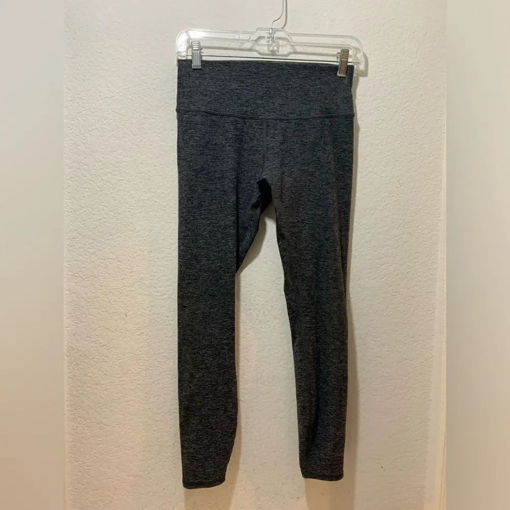 Alo Yoga Crop Leggings Gray S